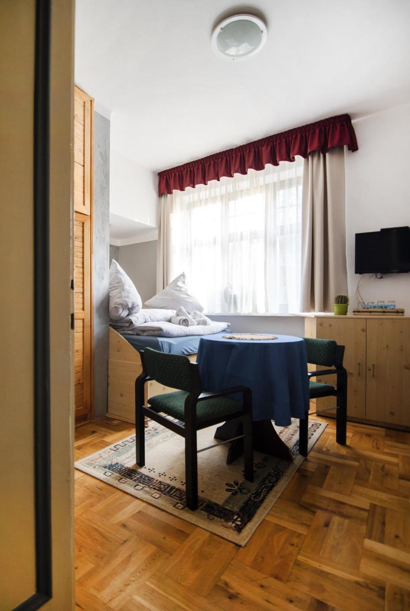 Pension Ayky Jablonec nad Nisou Rom bilde